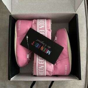Pink Infant Moon Boots
